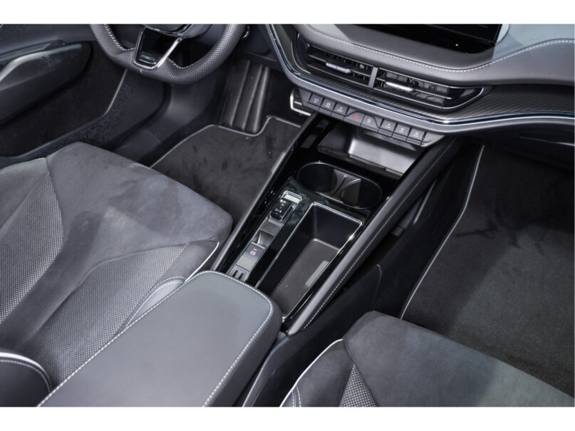 Škoda ENYAQ 80 80 77kWh Sportline - 19