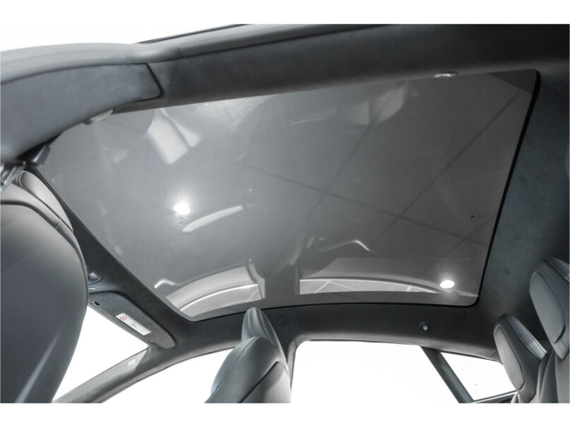 Tesla Model S Long Range - 12