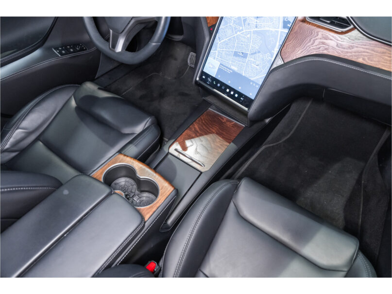 Tesla Model S Long Range - 20