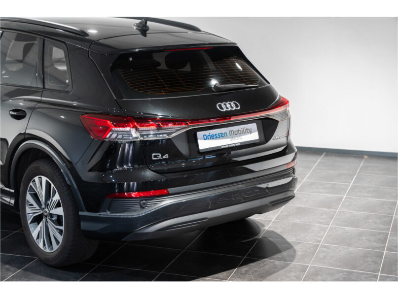Audi Q4 e-tron 35 Launch edition Advanced 55 kWh - 7