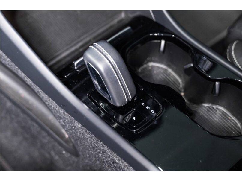 Volvo XC40 Recharge P8 AWD R-Design - 18