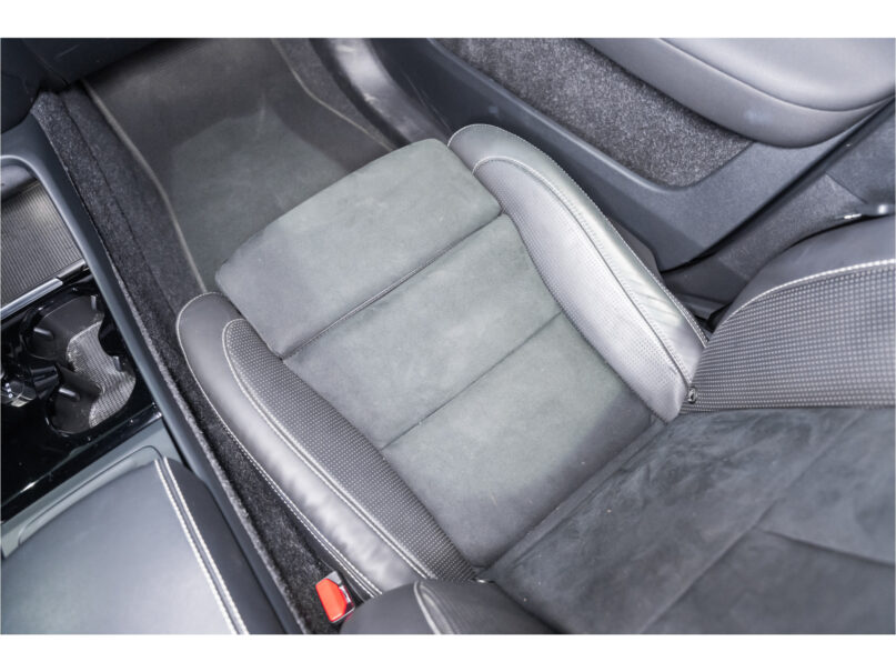 Volvo XC40 Recharge P8 AWD R-Design - 19