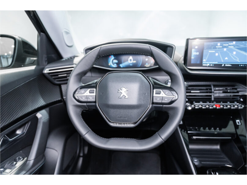 Peugeot e-2008 EV Allure Pack 50 kWh - 13