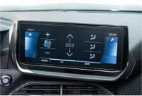 Peugeot e-2008 EV Allure Pack 50 kWh - 15
