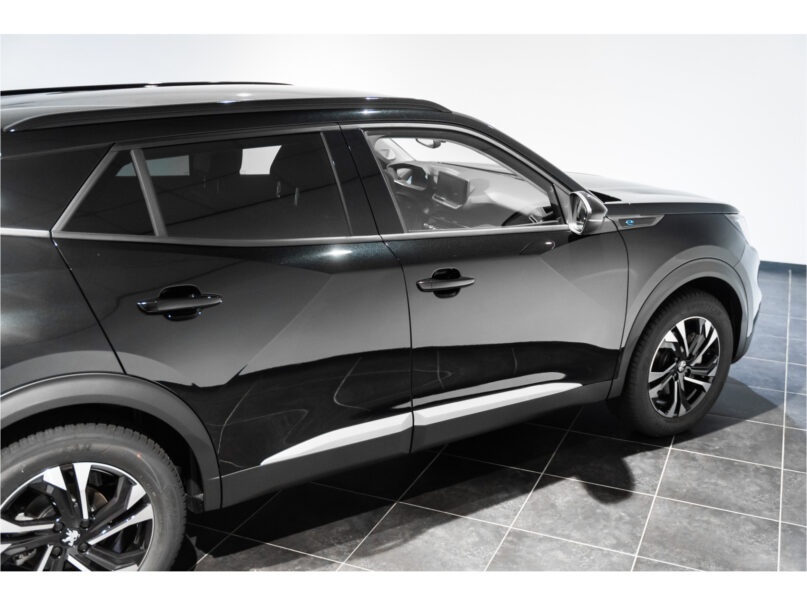 Peugeot e-2008 EV Allure Pack 50 kWh - 9
