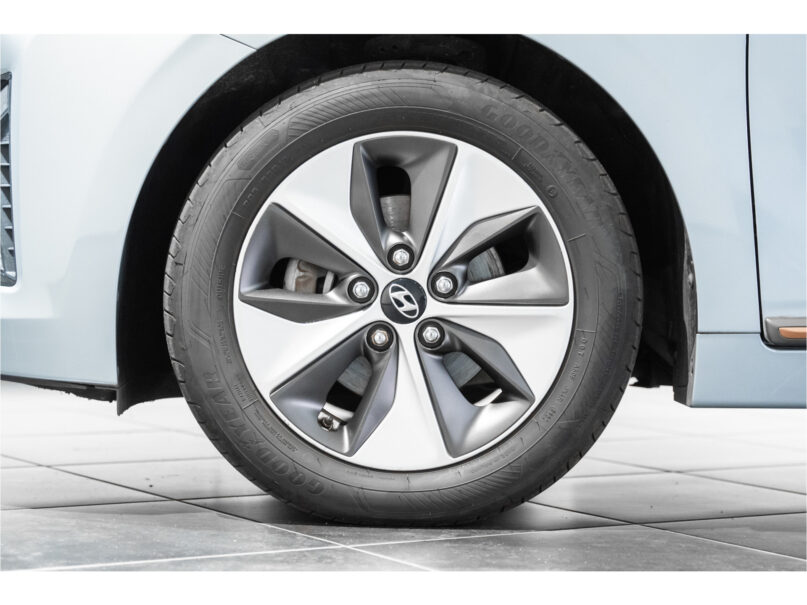 Hyundai IONIQ Premium EV - 11