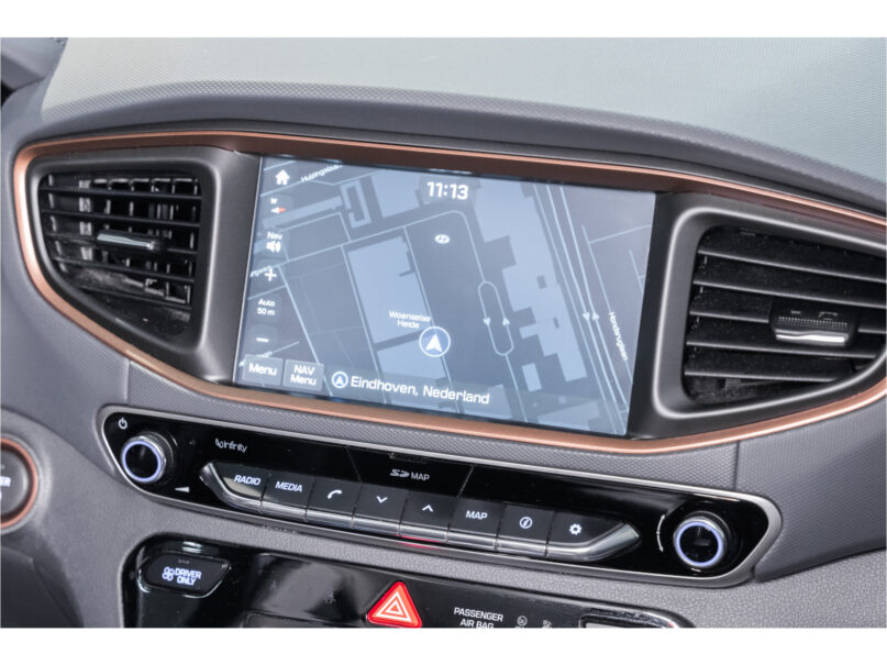 Hyundai IONIQ Premium EV - 15