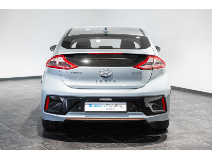 Hyundai IONIQ Premium EV - 9