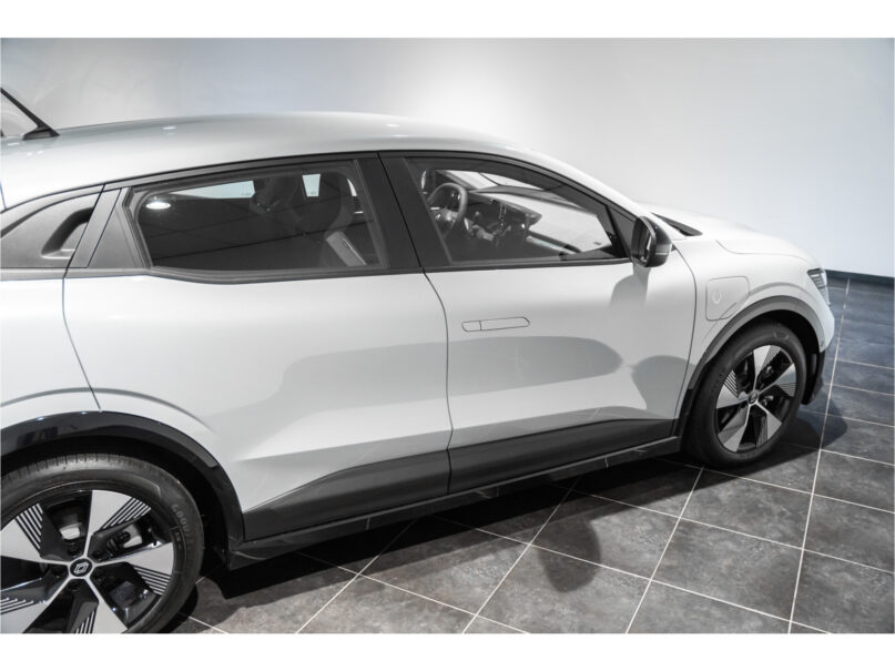 Renault Mégane E-Tech EV60 Optimum Charge Evolution 160kW - 220 PK - 8